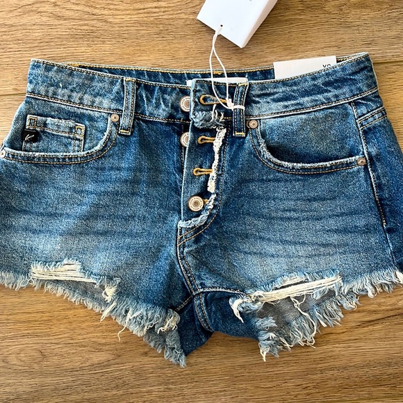 Brand New! Kancan Jean Shorts - Picture 1 of 3